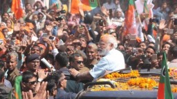 Tamil Nadu: PM Modi arrives at closing ceremony of 'En Mann Ek Makkal' padayatra in Tiruppur